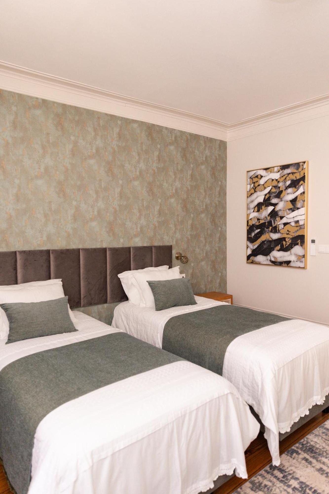 Hotel Quinta Dos Tojais à Castelbuono Extérieur photo