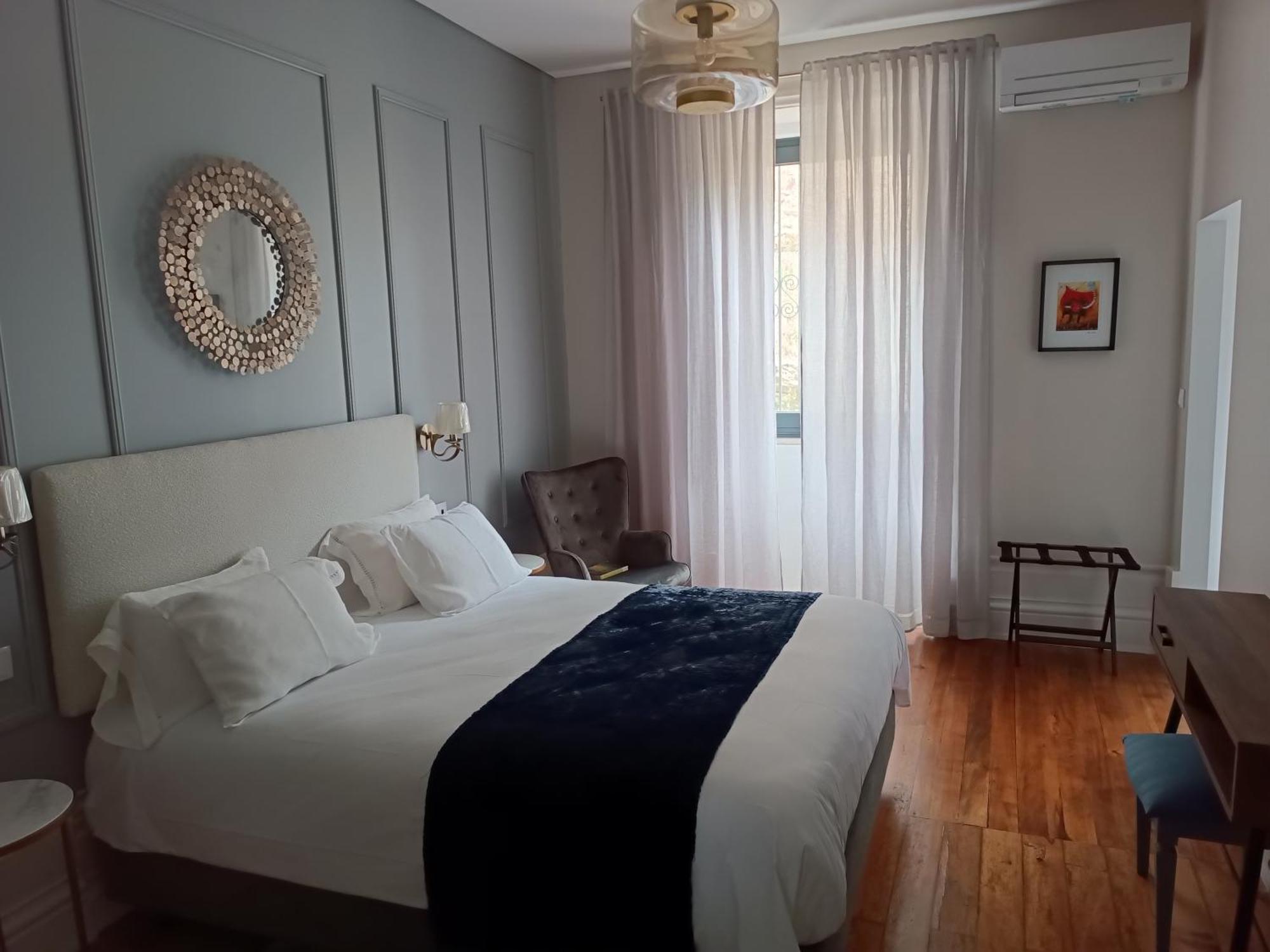 Hotel Quinta Dos Tojais à Castelbuono Extérieur photo